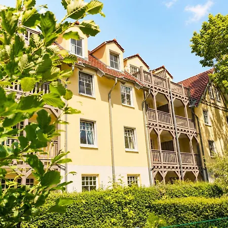 Apartmenthaus Ostseewelle 1 * Ostseebad Kühlungsborn